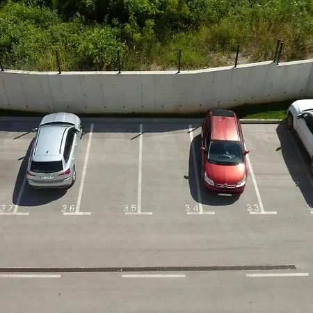 Apartment Jere With Private Parking Zadar Exterior photo