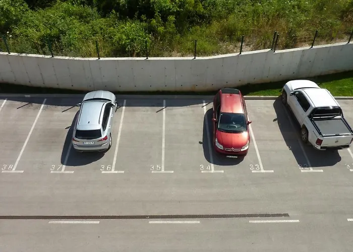 Apartment Jere With Private Parking